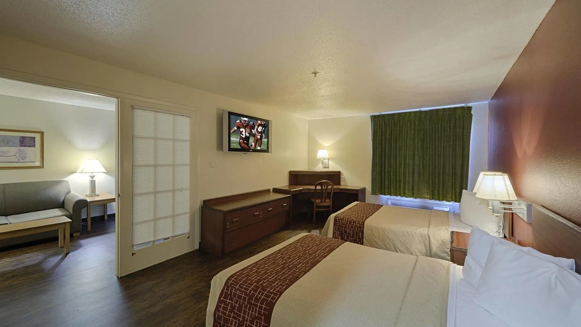 Motel Red Roof Inn & Suites Savannah Airport Pooler